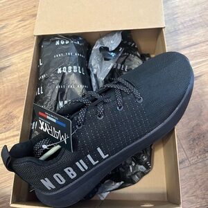 Nobull Matryx golf shoe